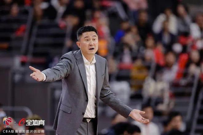 包含年轻球员崭露头角，华南虎迎来胜利的词条