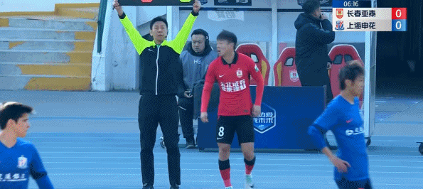 申花连续五场破门，阿贾克斯主帅直言：这小子挡不住！